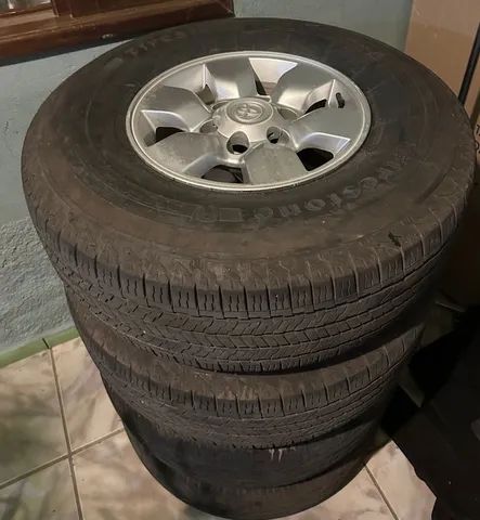RODAS E PNEUS TOYOTA HYLLUX - Foto 2