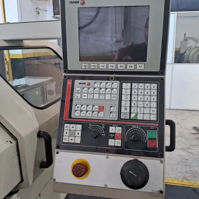 Torno CNC Logic.195II, Nardini com Comando Fagor + Porta Cavaco. Usado - Foto 2