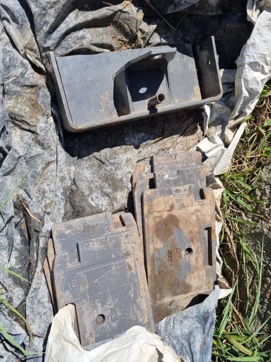Braços hidráulico, conta pesos, rabicho, engate e suporte NUNCA USADOS - Foto 3