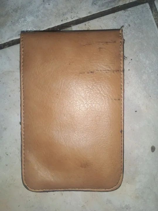 Bolsa feminina  usada aceita troca  - Foto 2