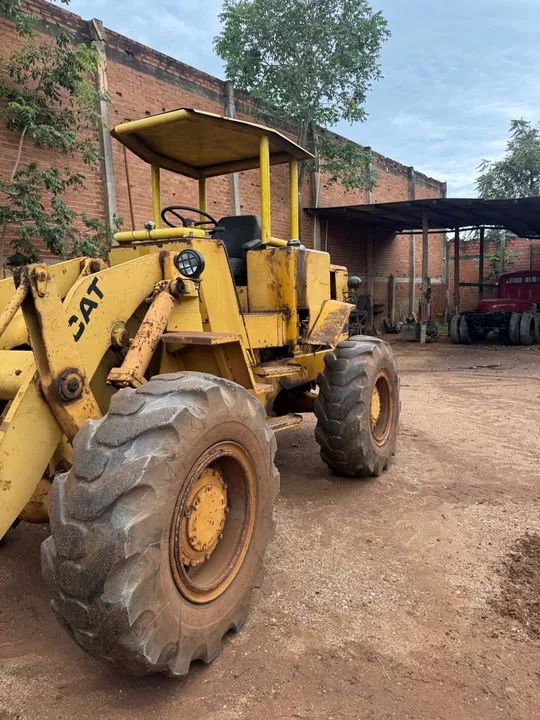 Pá Carregadeira Usada - Foto 2