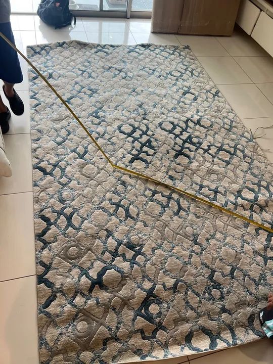 Tapete Decorativo 3,23 x 2,00 - recem lavado - está limpo - Bege e Azul - Foto 2