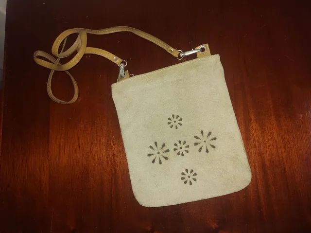 Duas bolsas transpassadas. As duas por 20,00