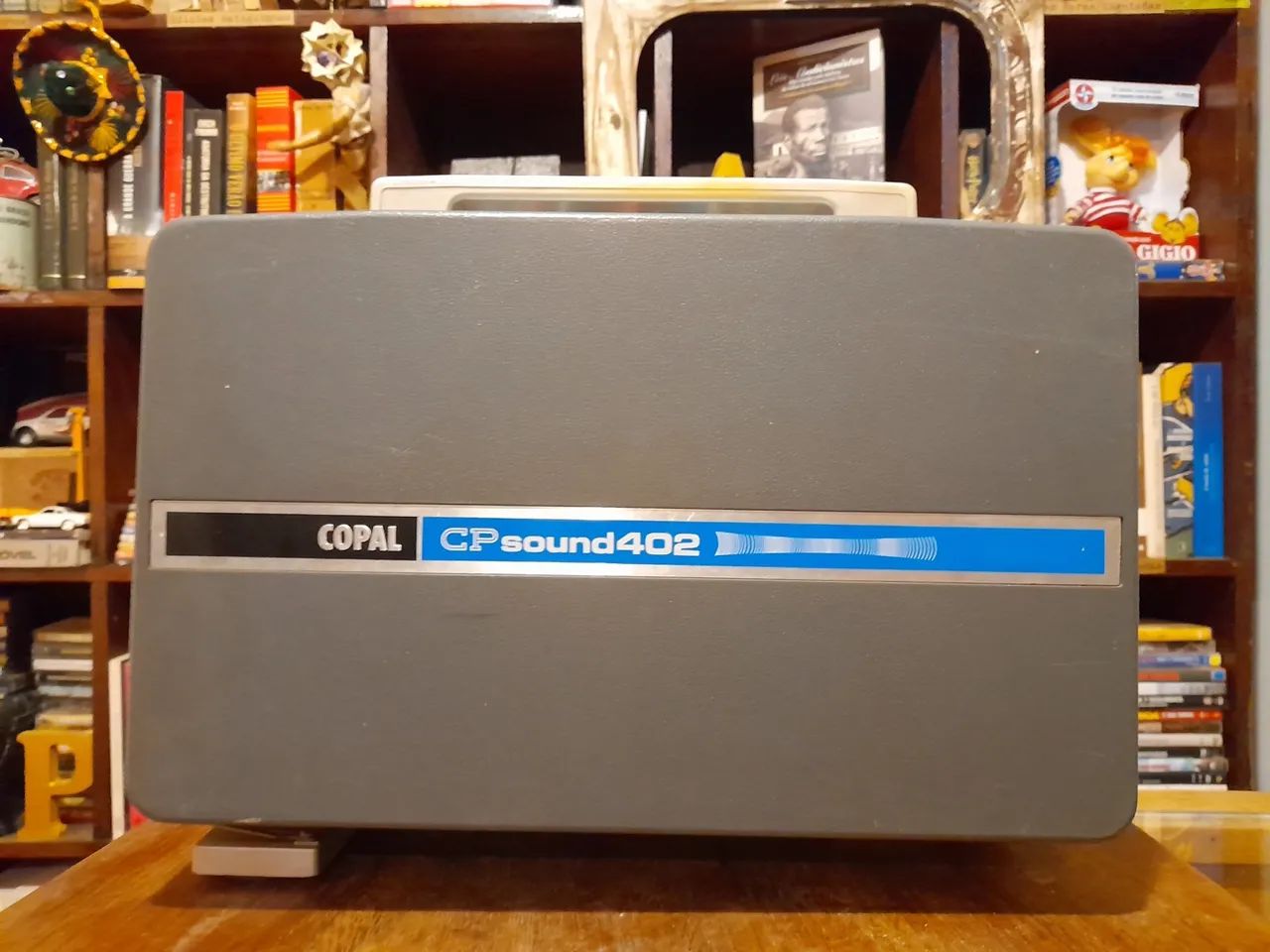 Projetor de rolo de filme super 8mm CP Sound 402 - Foto 6