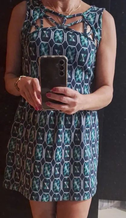 Vestido importado Estampado com Detalhes em  Corte - Foto 3