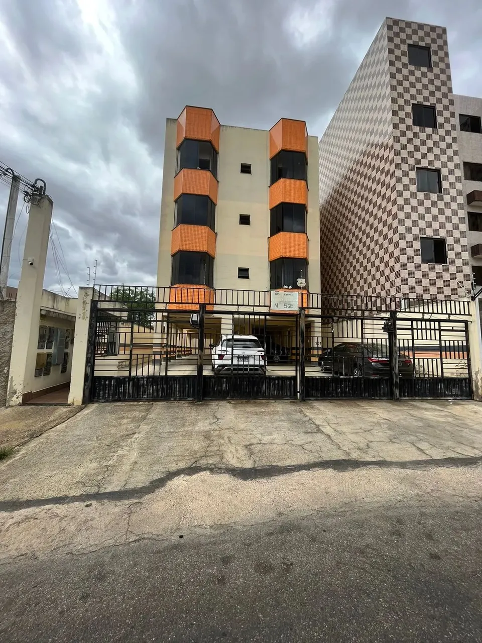 Amplo Apartamento em ótima localização privilegiada no bairro Candeias, Vitória da Conquis