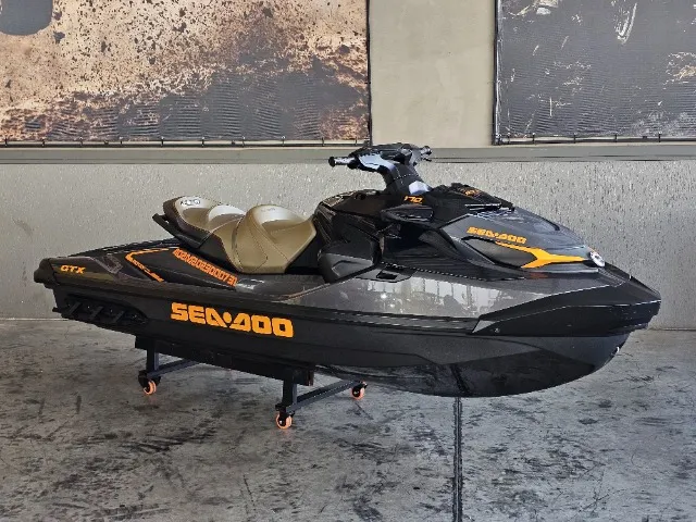 JET SKI GTX 170 ANO 2022 IMPECÁVEL
