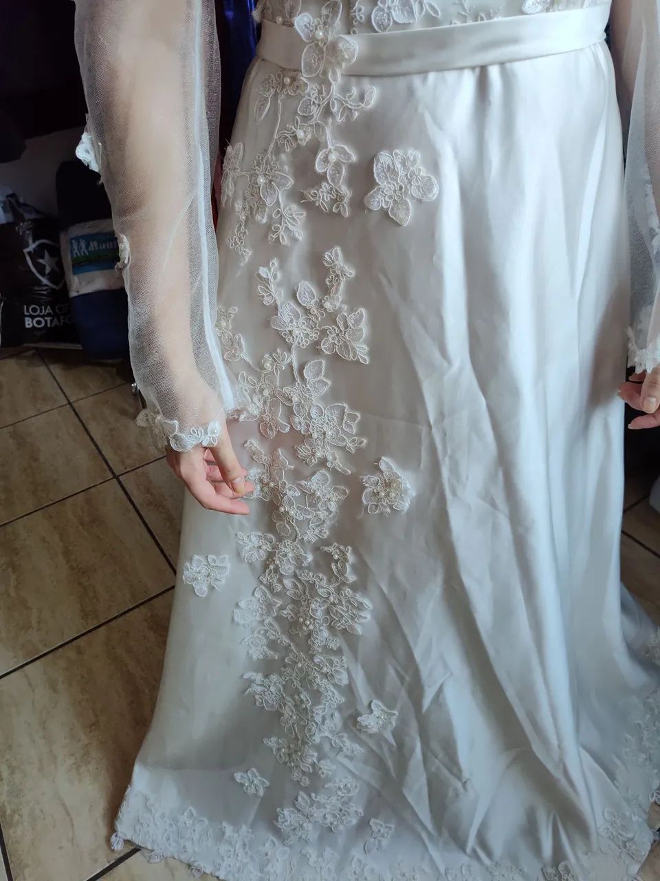 Vestido de noiva off whit- renda e tule - usado - Foto 5