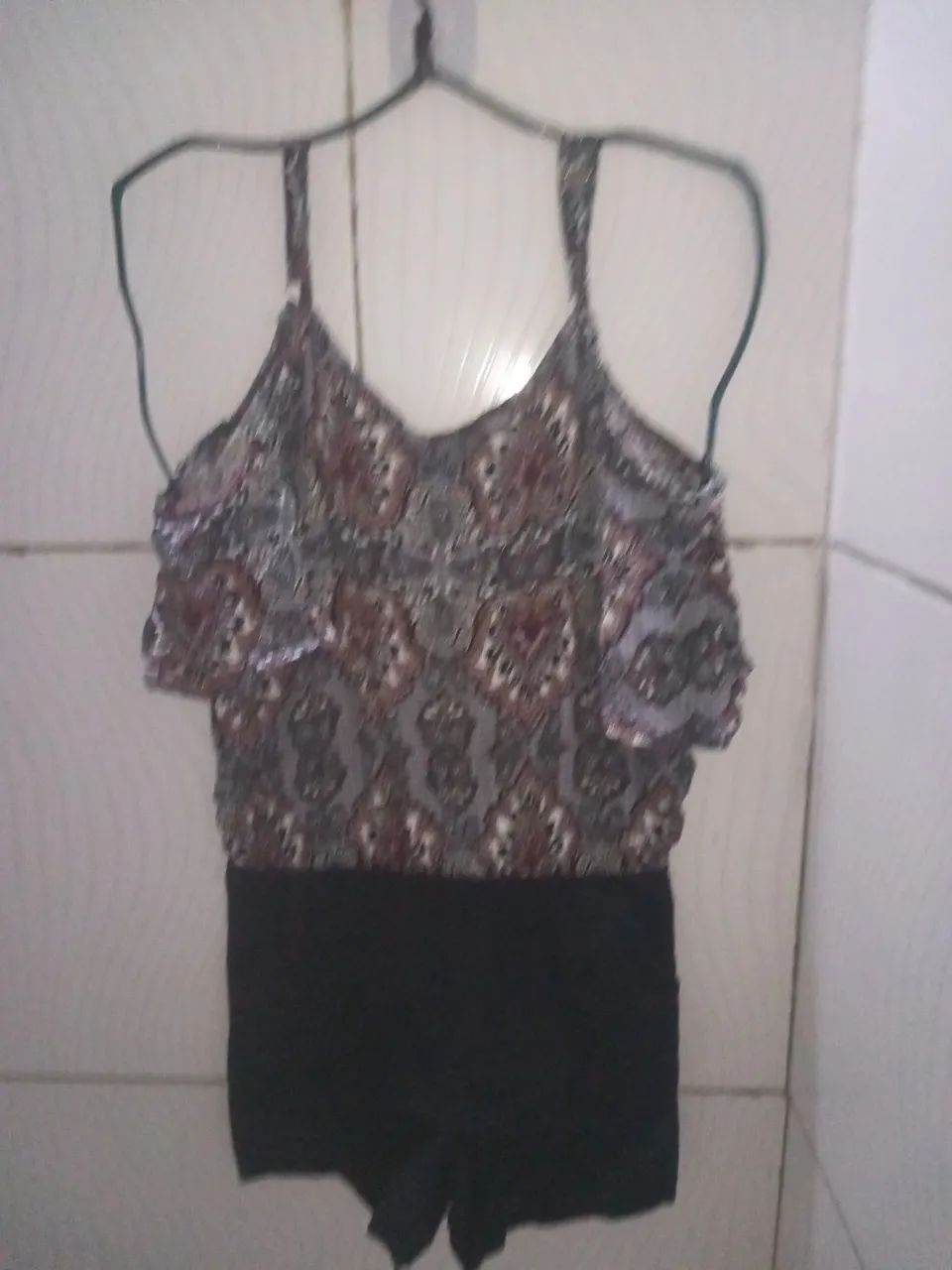 Macacão Curto Feminino Estampado M - Foto 2