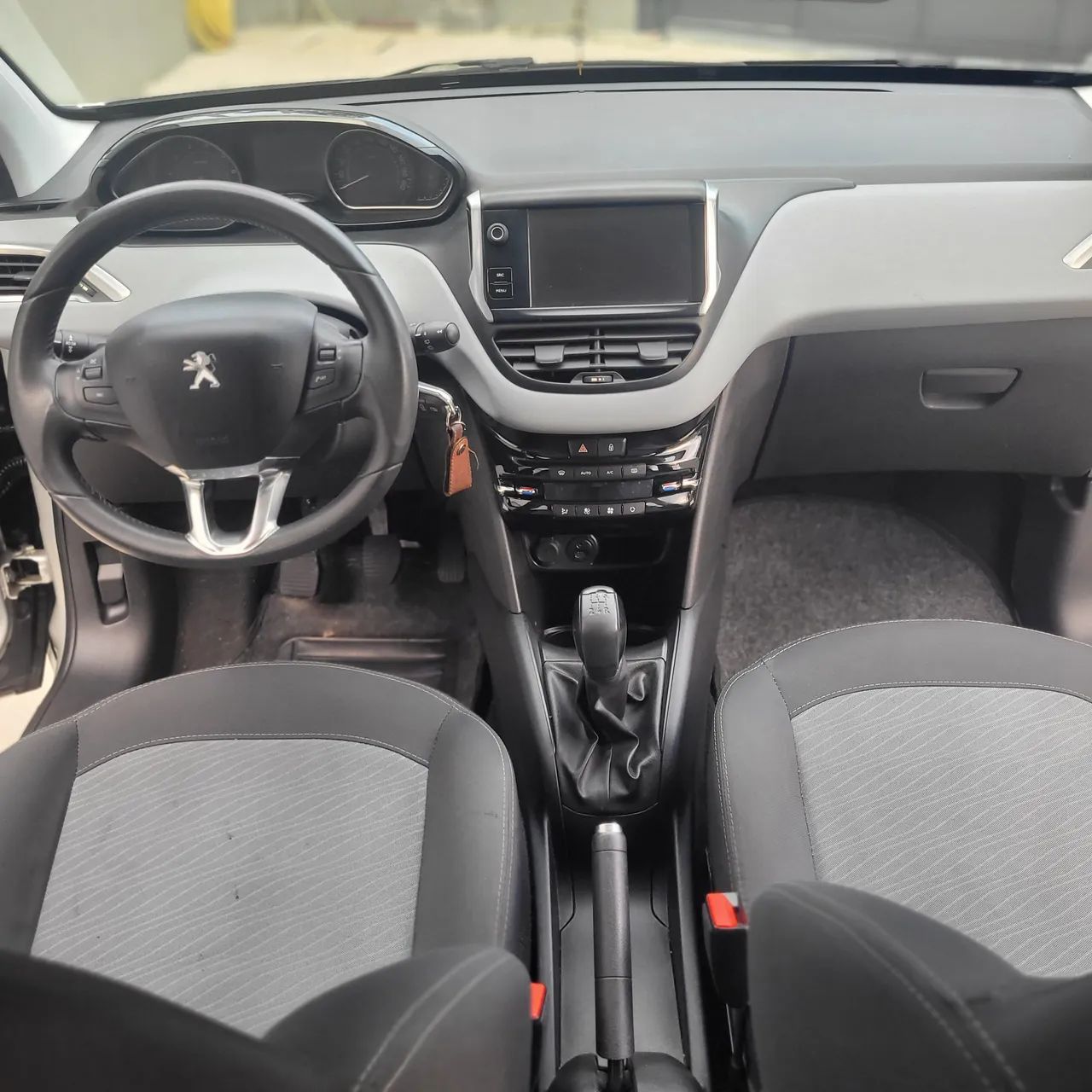 Peugeot 208 1.5 2016 com 58.000km - Foto 8