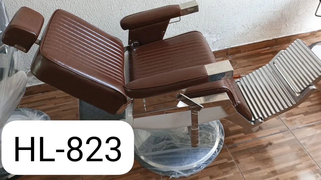 Cadeira de Barbeiro Clássica HL-823