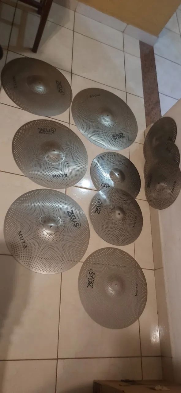 Ｙ.A:Raison D'Etre ５点セット Kit Pratos silenciosos de bateria Zeus Mute - Instrumentos