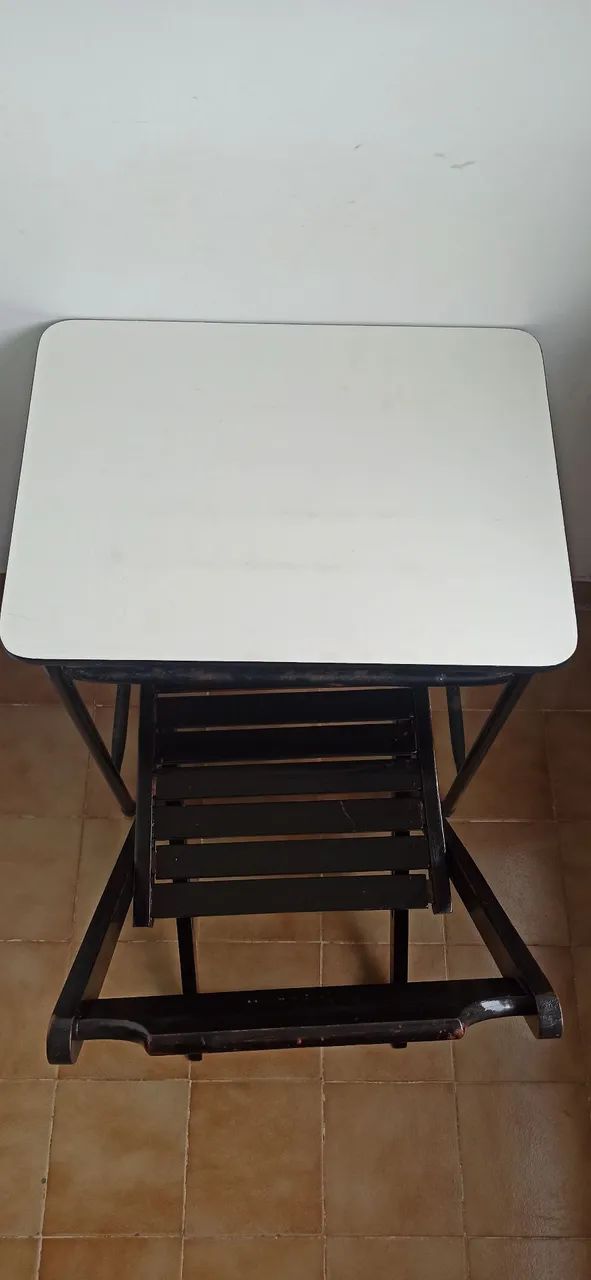 Mesa escolar64739362481665121
