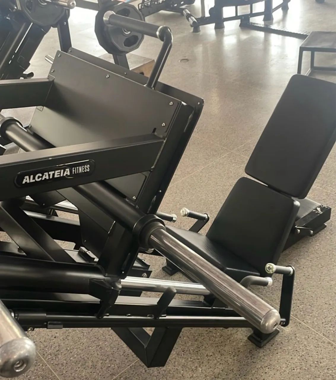 LEG PRESS CARRINHO IMPORTADO!!!  Moderno e de Alta Performance!!!  De altas cargas!!! - Foto 4
