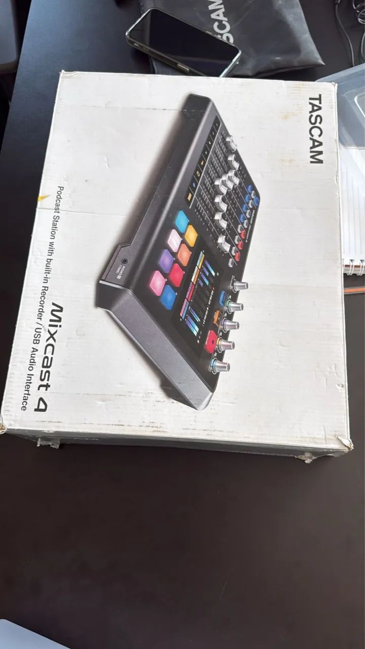Tascam MIXCAST 4