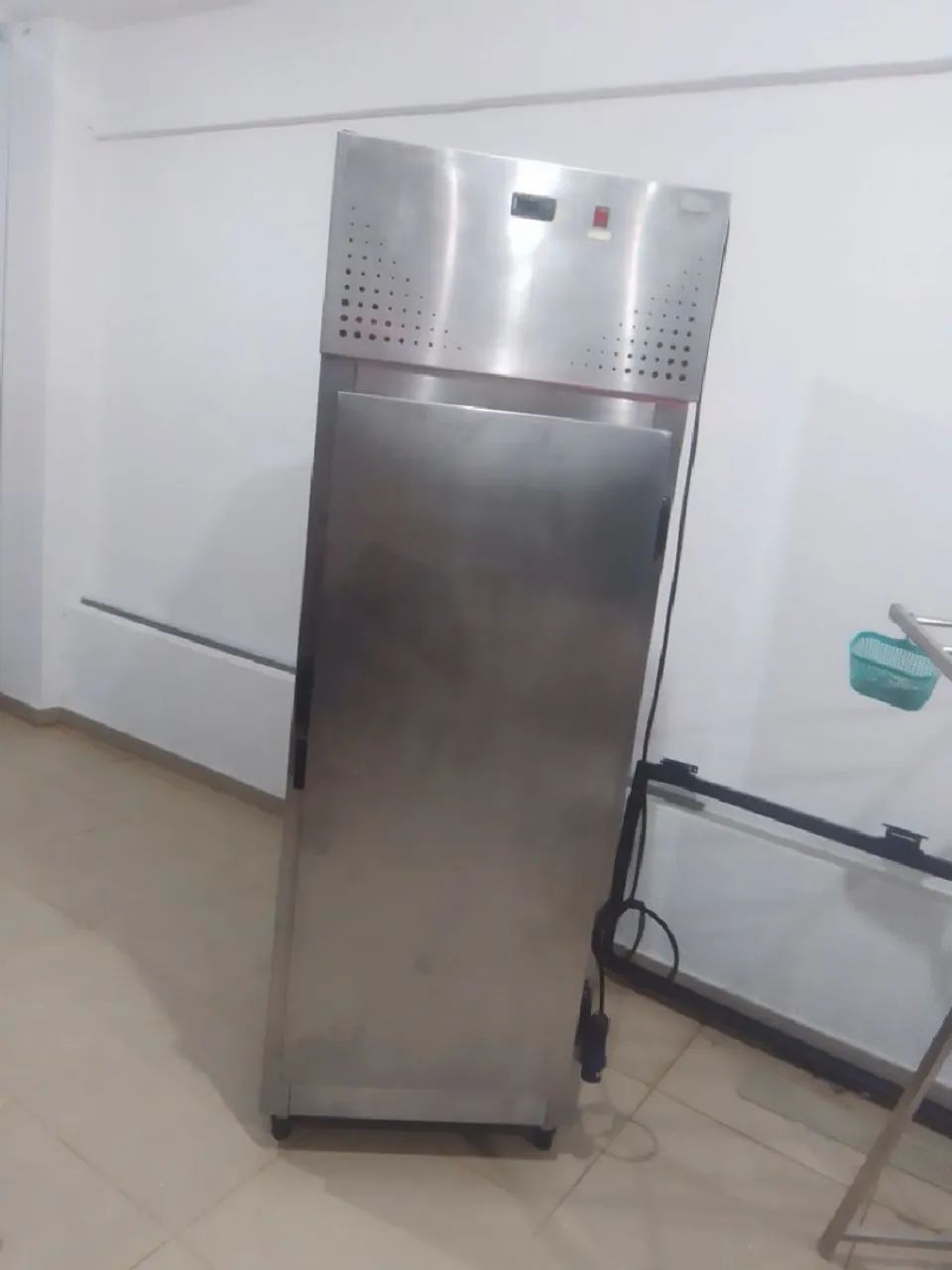 Expositor industrial quente 220wats