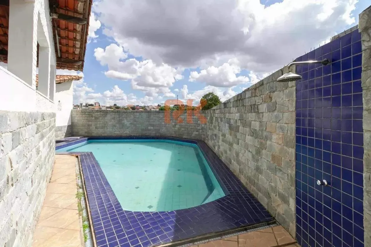 Casa para aluguel, 3 quartos, 1 suíte, 6 vagas, São João Batista - Belo Horizonte/MG
