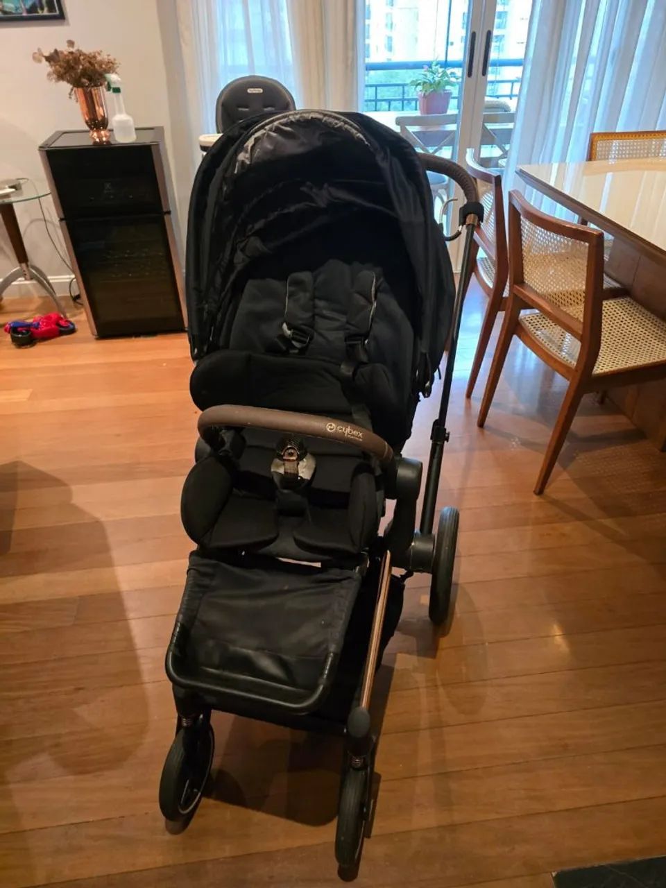 Vendo carrinho e bebê conforto Cybex Priam Rose Gold  - Foto 3