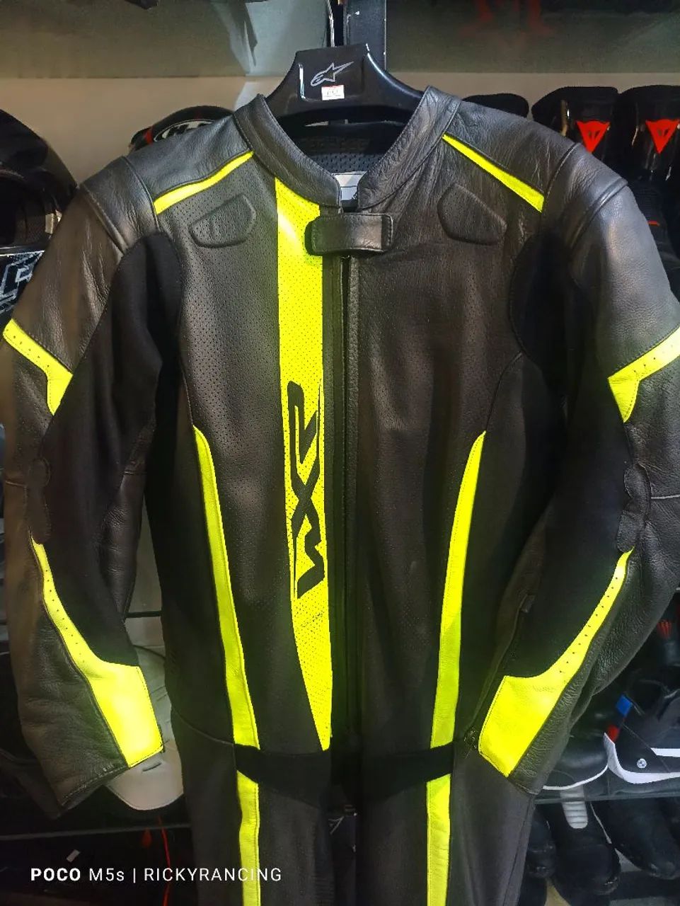 Macacão wxr 54 Eur uma peça não e Tutto não e Forza nem alpinestars  - Foto 5