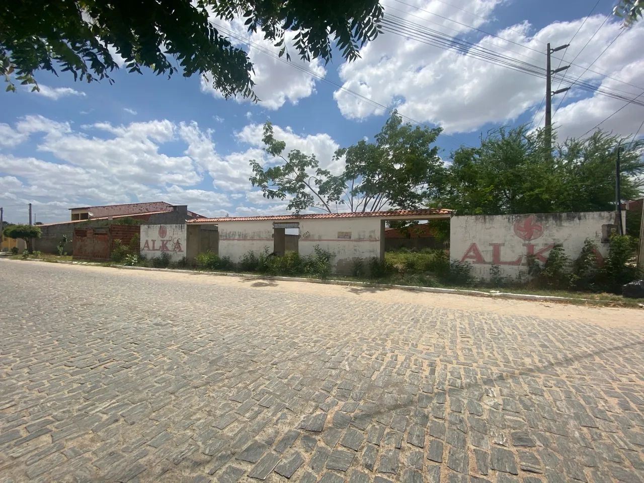 Vendo/Alugo Terreno 10m  de frente por 35m comprimento - Foto 5