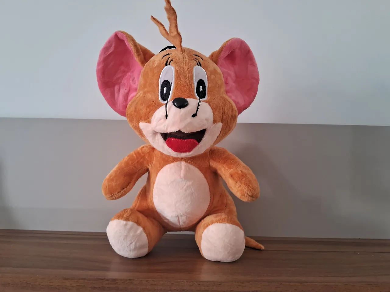 Pelúcia do Jerry do Tom & Jerry 30 cm