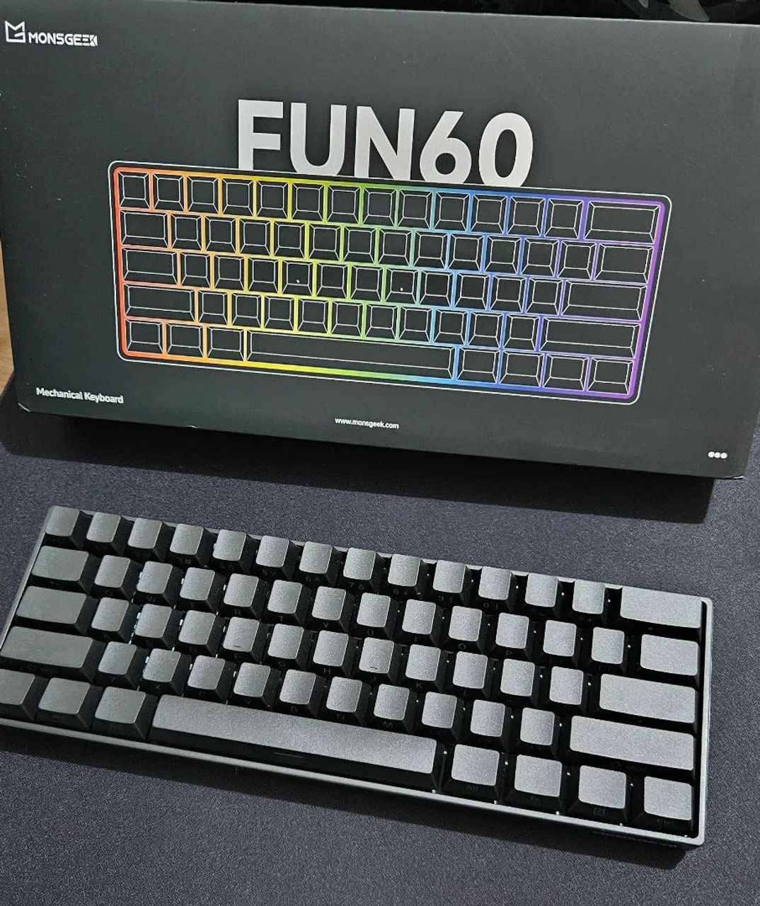 Teclado Com Switch Magnético Akko Fun 60 PRO 8KHZ 0.01MM (NOVO! SEM USO)