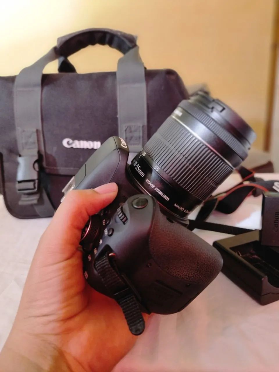 Canon T6i Eos Rebel + Lente 18-55mm + Bateria & Carregador (Usado) - Foto 3