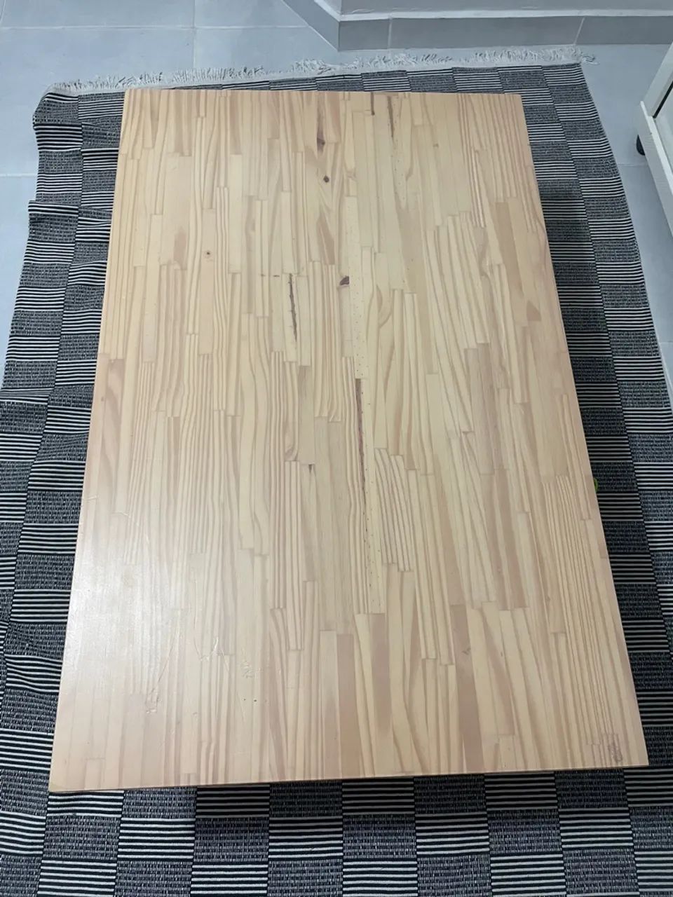 Mesa de madeira para decoração