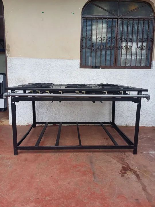 Fogão Industrial  6 Bocas,posso entregar 