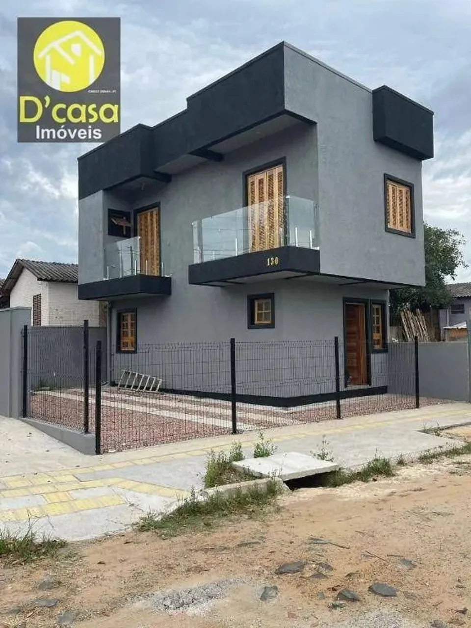 Excelente sobrado com 2 dormitórios à venda, 70 m² por R$ 394.000 - COHAB B - Gravataí/RS