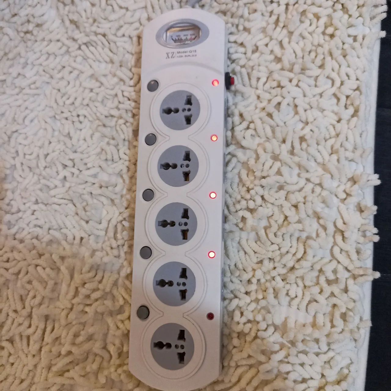 filtro de Linha 16 tomadas bivolt com cabo de 3 metros63824106904195123