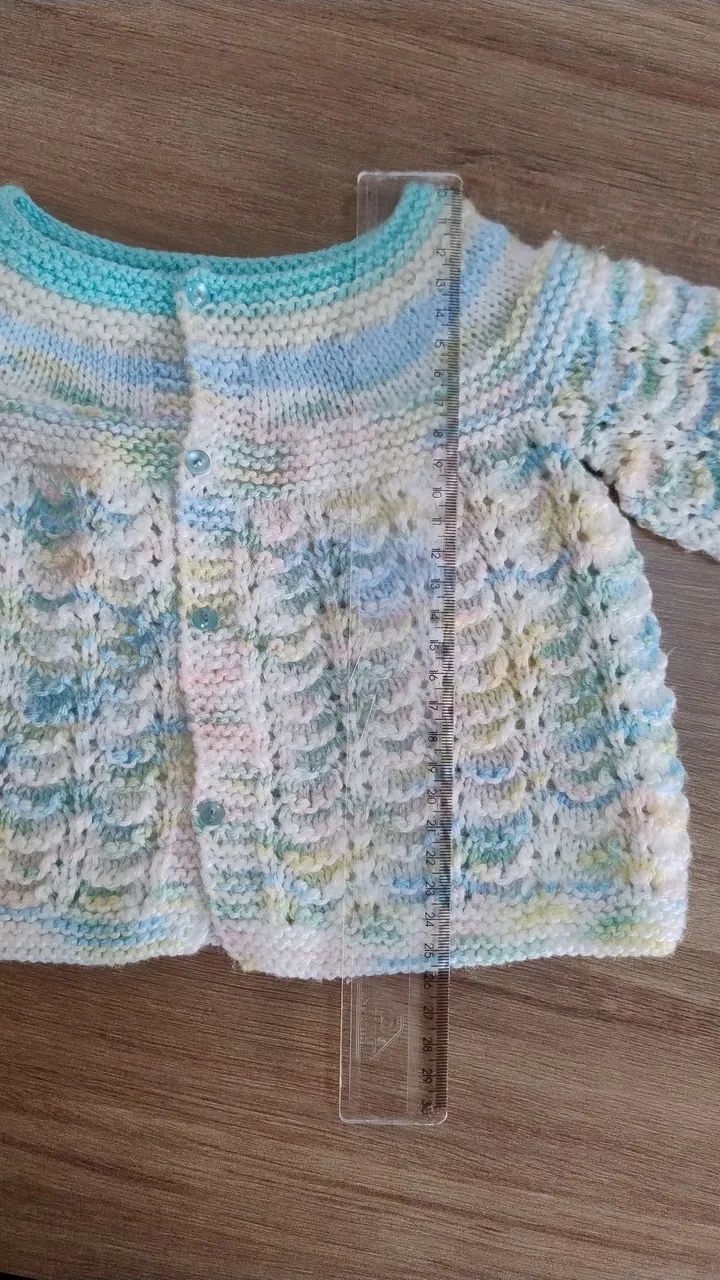 Casaquinho de crochê bebê lindo - Foto 3