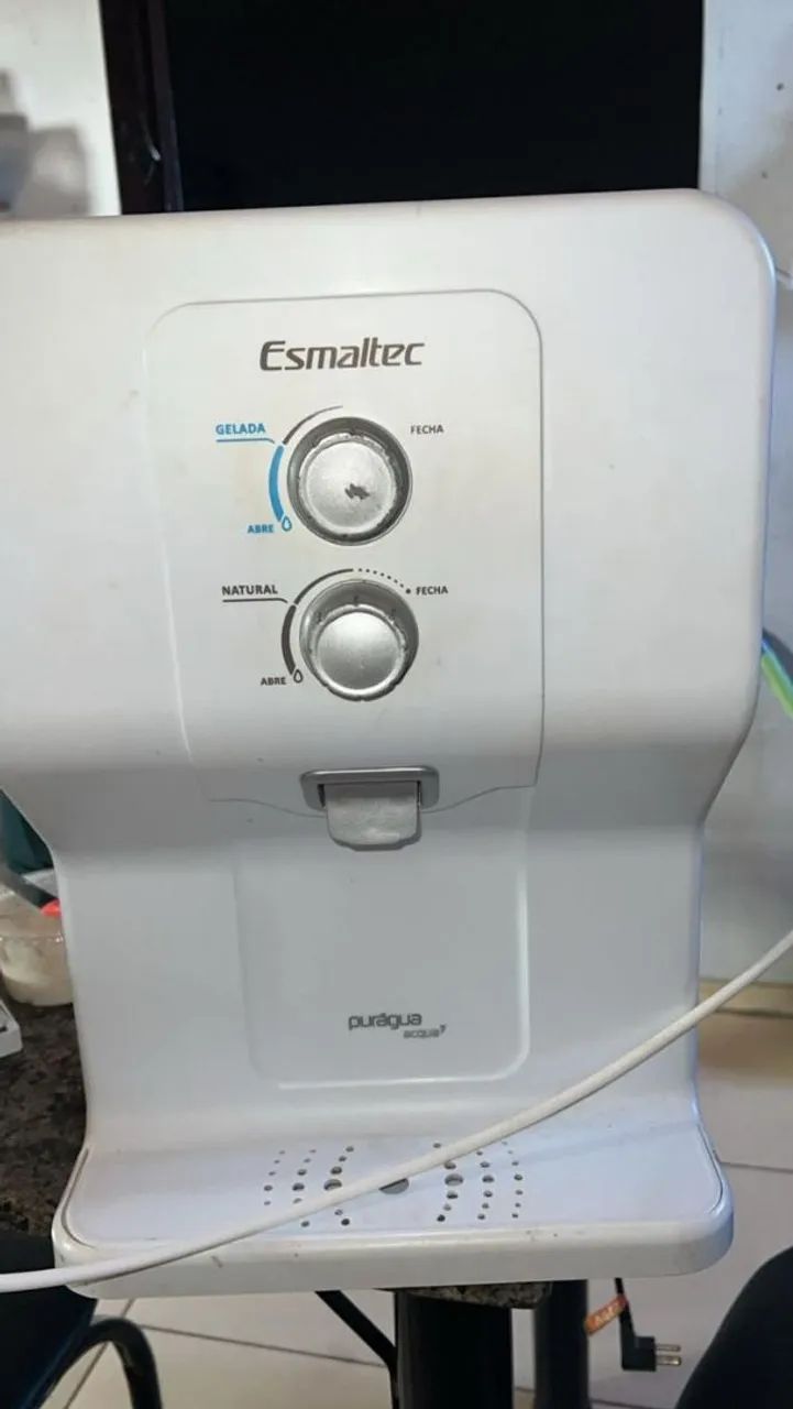Bebedouro Esmaltec com água gelada, natural e purificada - Foto 4