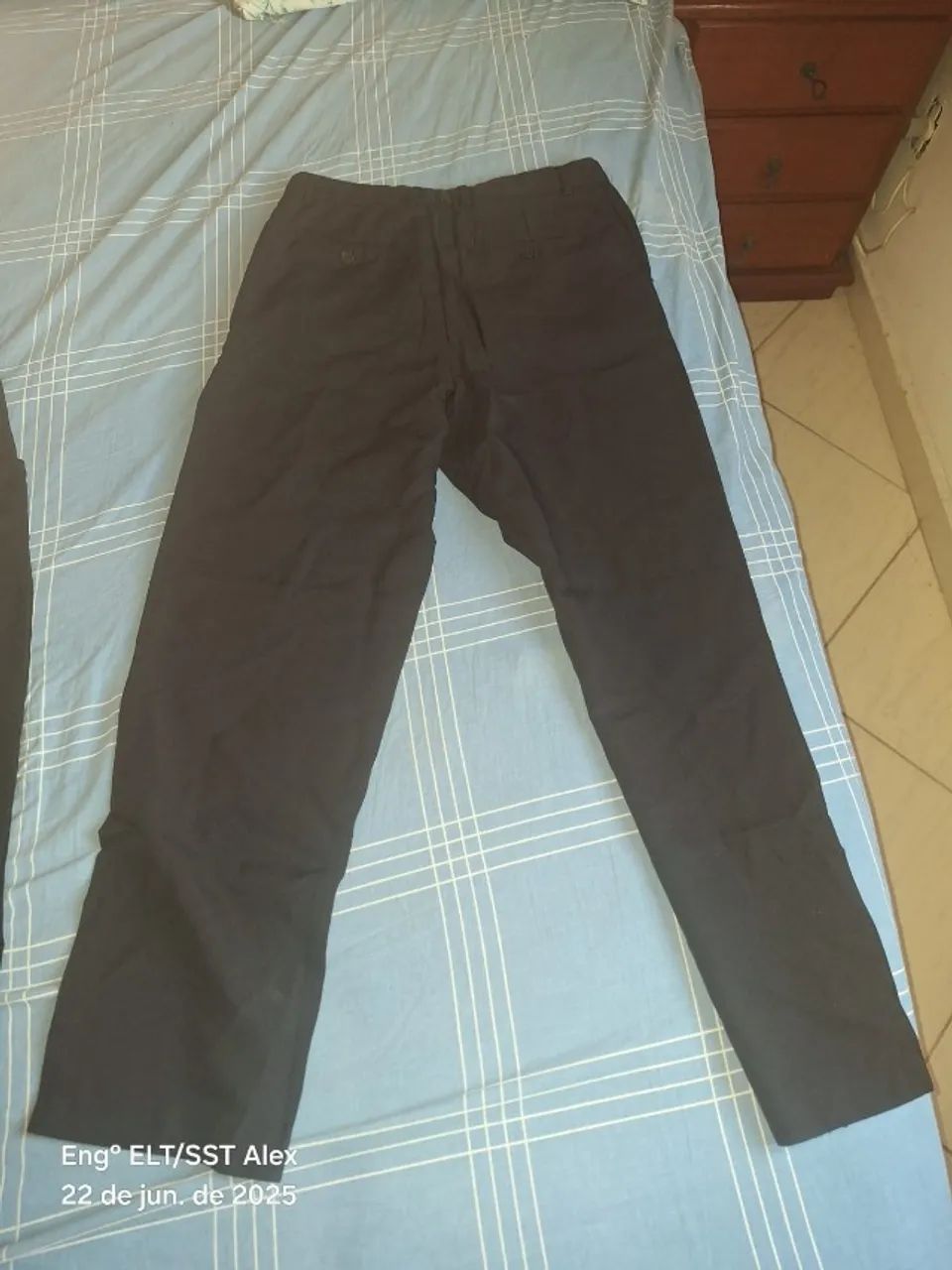 Calças e Domos - Foto 2