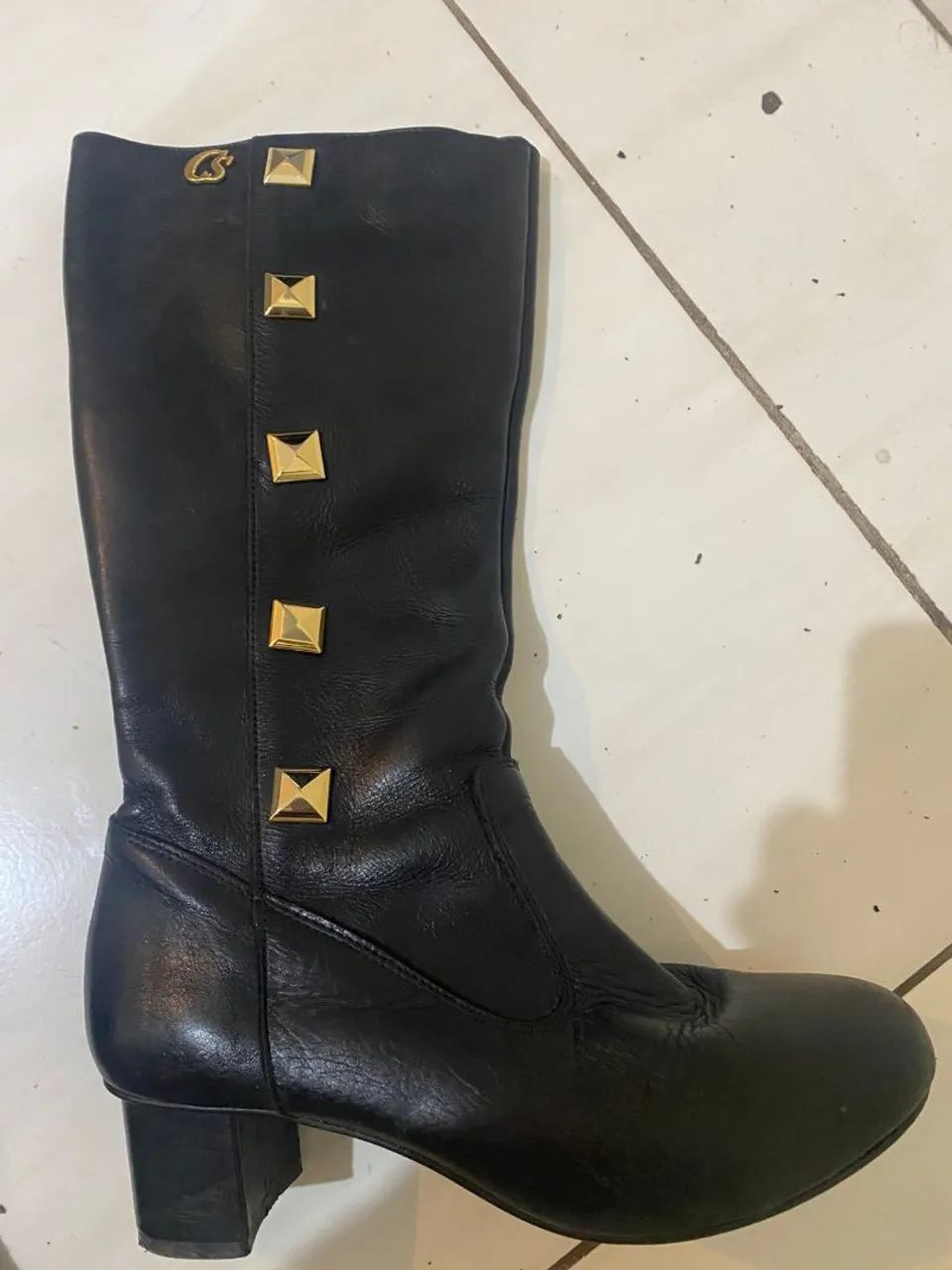 Vende se botas