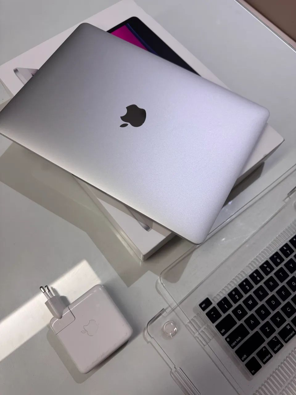 MacBook Pro 13? M2 - 2022 - 8GB RAM - 512GB SSD - IMPECÁVEL! Com