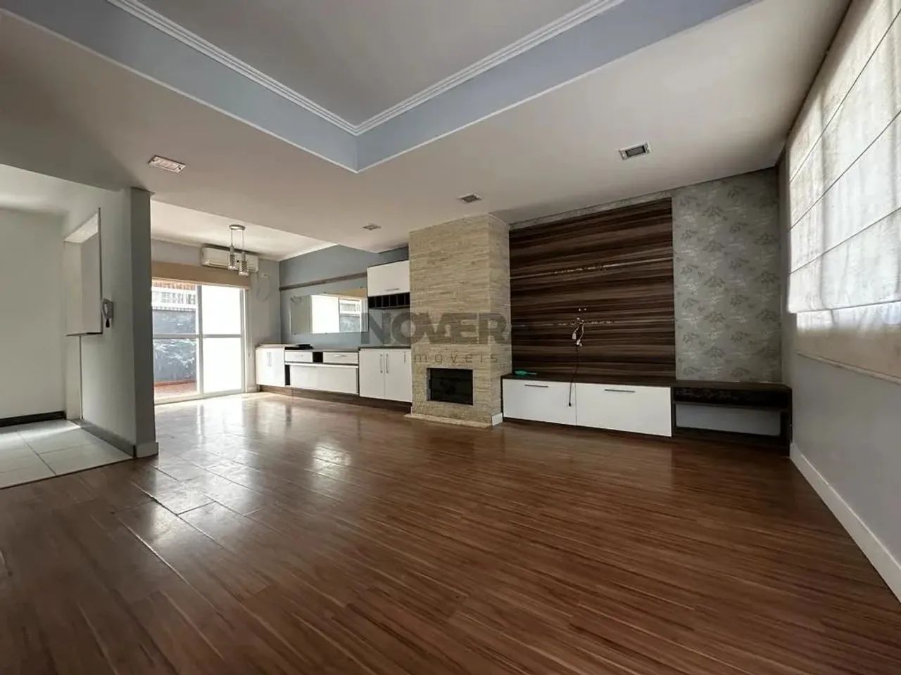 Casa semimobiliada com 3 dormitórios em condomínio no Recanto de Portugal