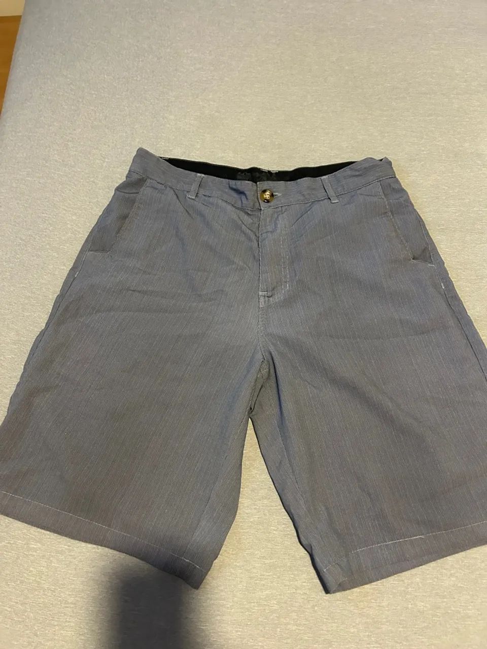 Bermuda Cinza Masculina