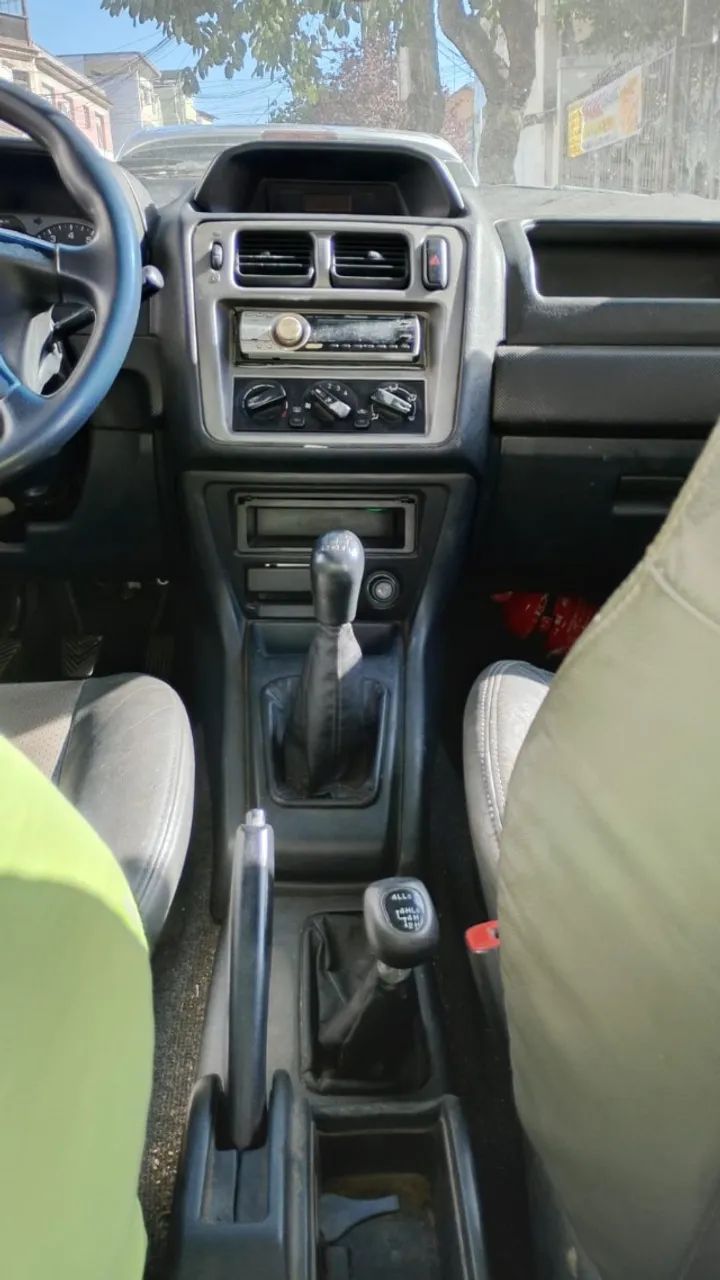 Mitsubishi Pajero TR4 2.0 Blind. 16V 131cv 4X4 Mec. 2005 - Foto 2