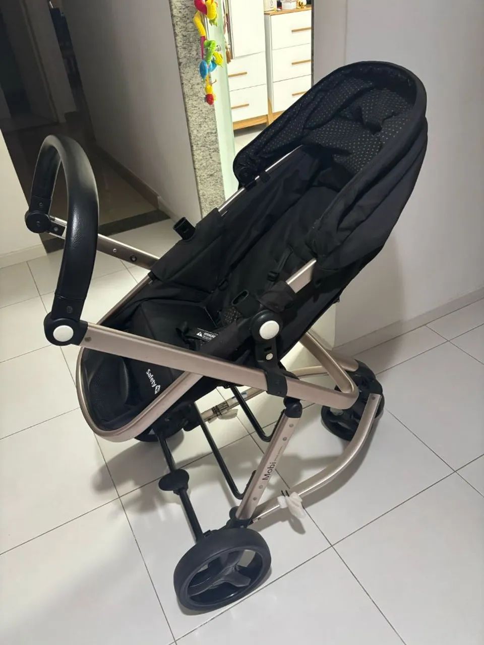 Carrinho de Bebê e Bebê Conforto 2 em 1 - Foto 5