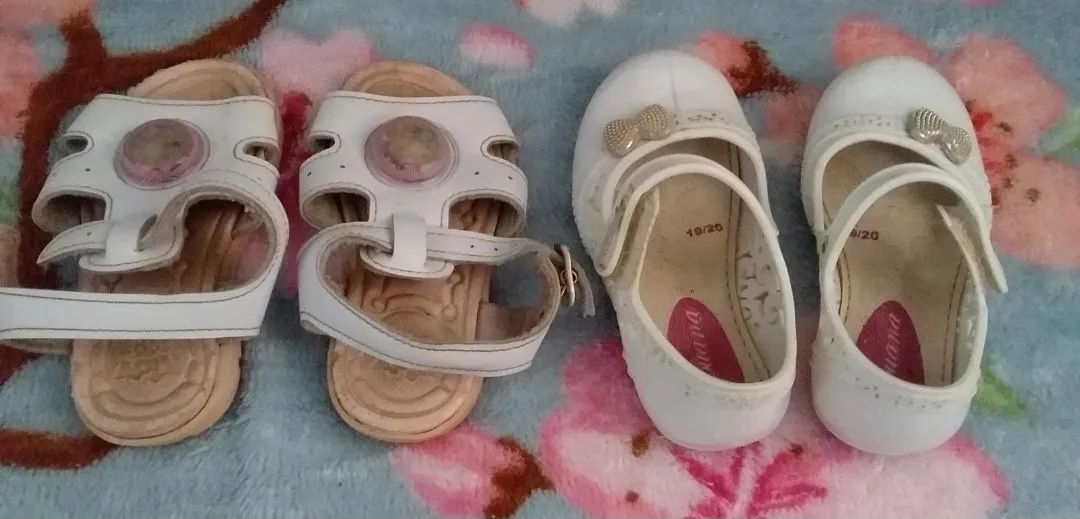 Conjunto de sapatos infantis - Tênis, Chinelos e Sandálias - Foto 2