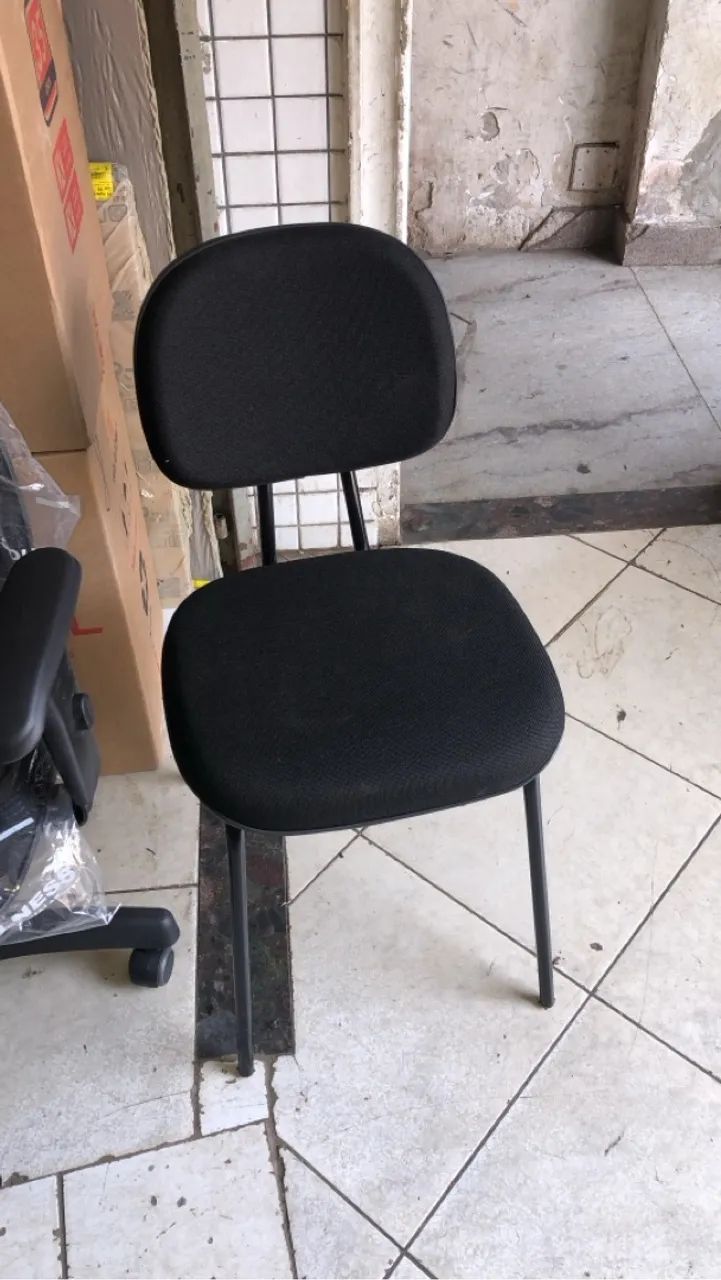 Cadeira fixa estofado nova 