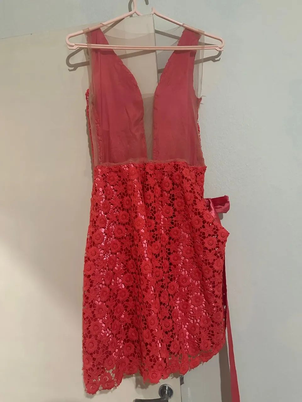 Vestido de Renda Vermelho Elegante - Foto 3