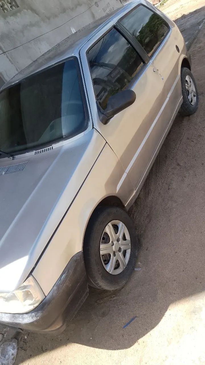 Vende-se um Fiat uno 2006 motor novo com a pintura boa r$ 9000 - Foto 2
