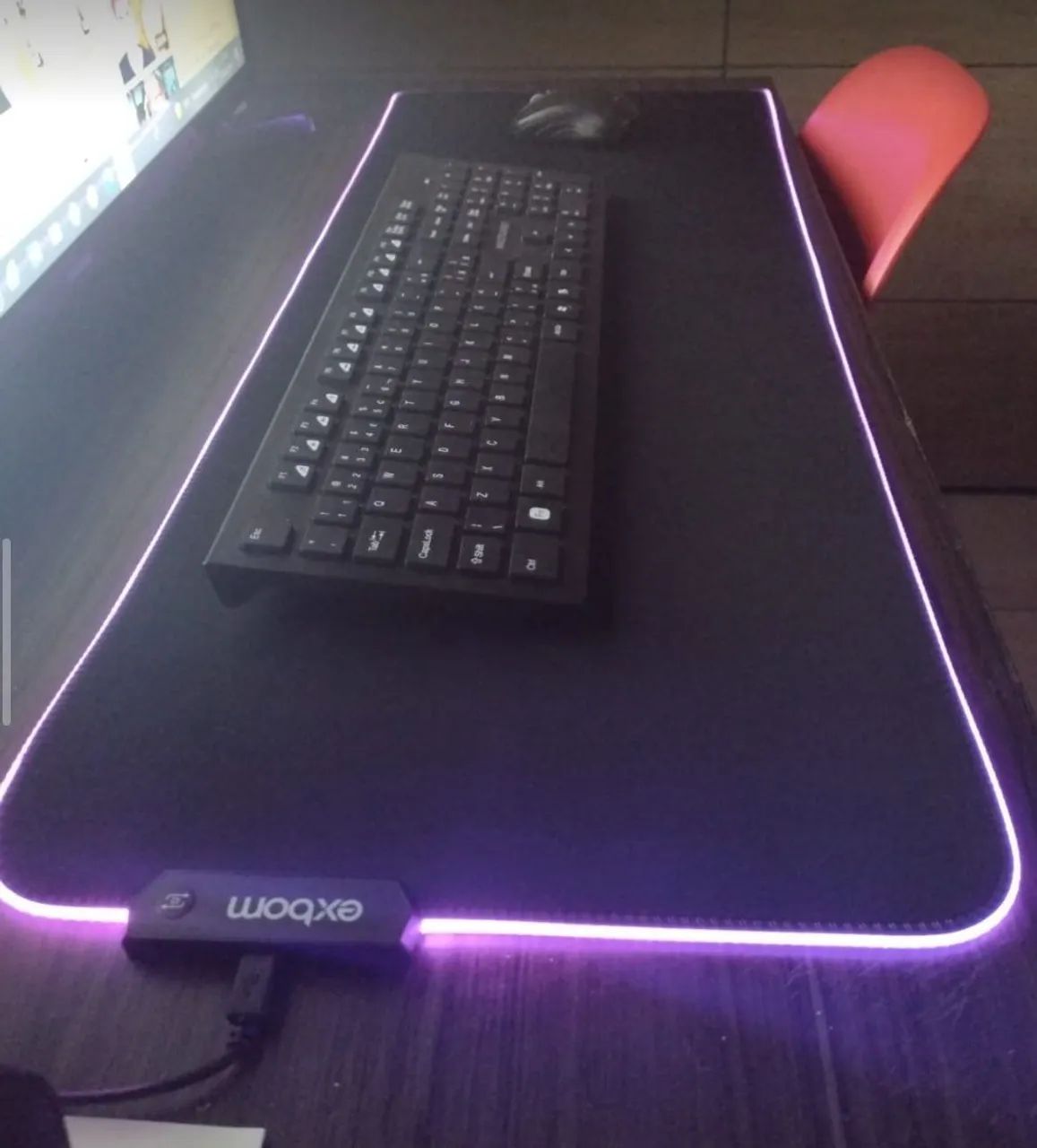 Mousepad Gamer Extra Grande com LED Colorido - Exbom - Foto 3