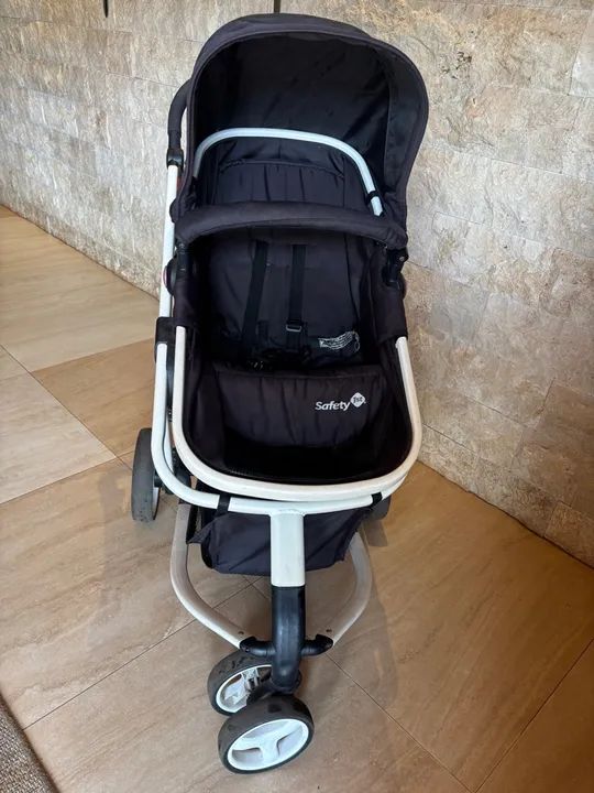 Carrinho de Bebê Safety 1st
