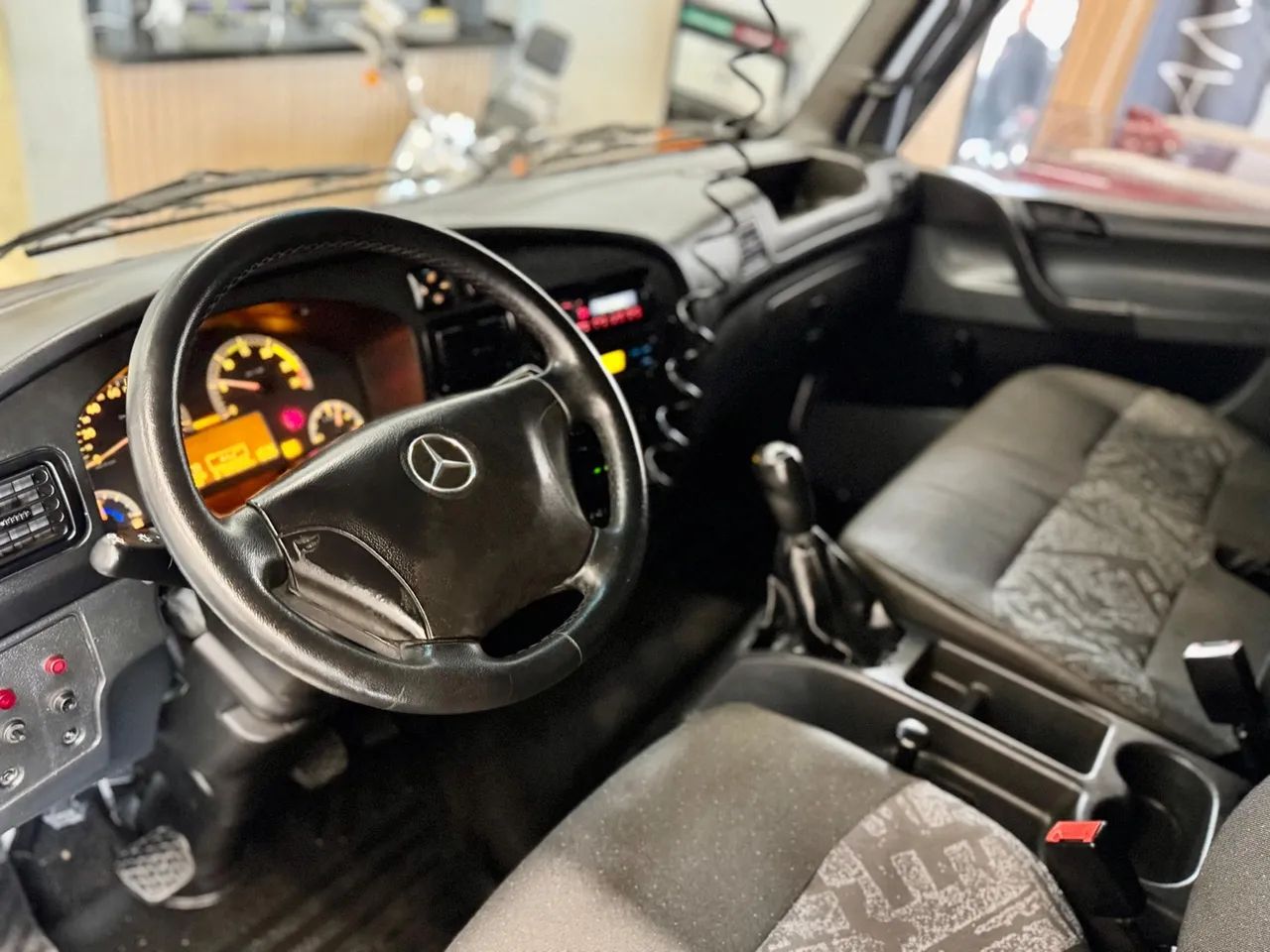 Mercedes-benz Accelo 1016  - Foto 5