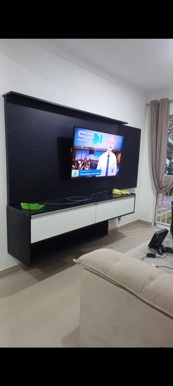 Painel para TV com rack embutir planejado