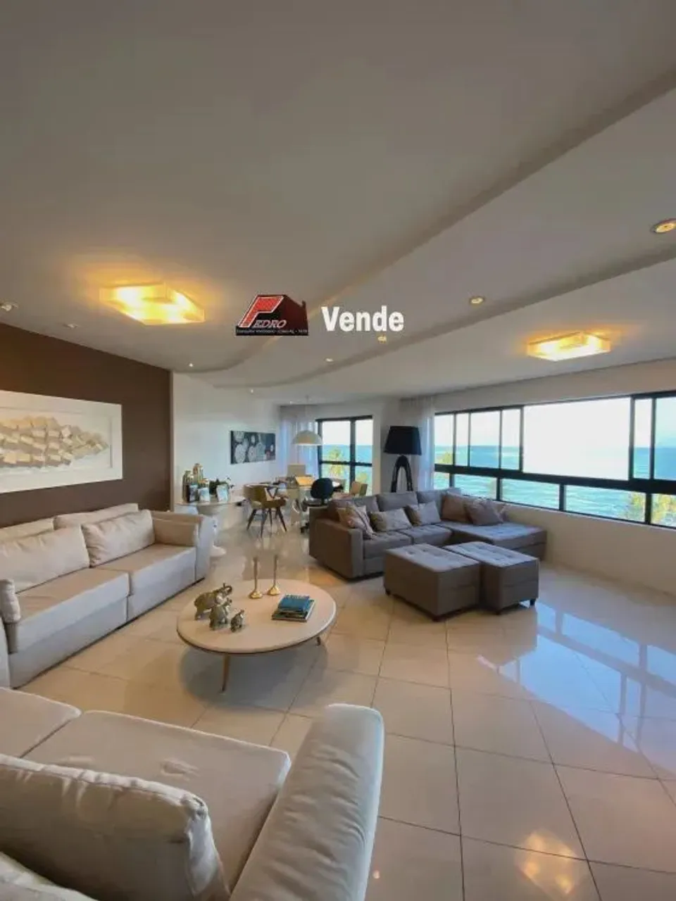 Cobertura espetacular, a Beira-Mar c/ 331m², c/ uma vista fantástica do mar