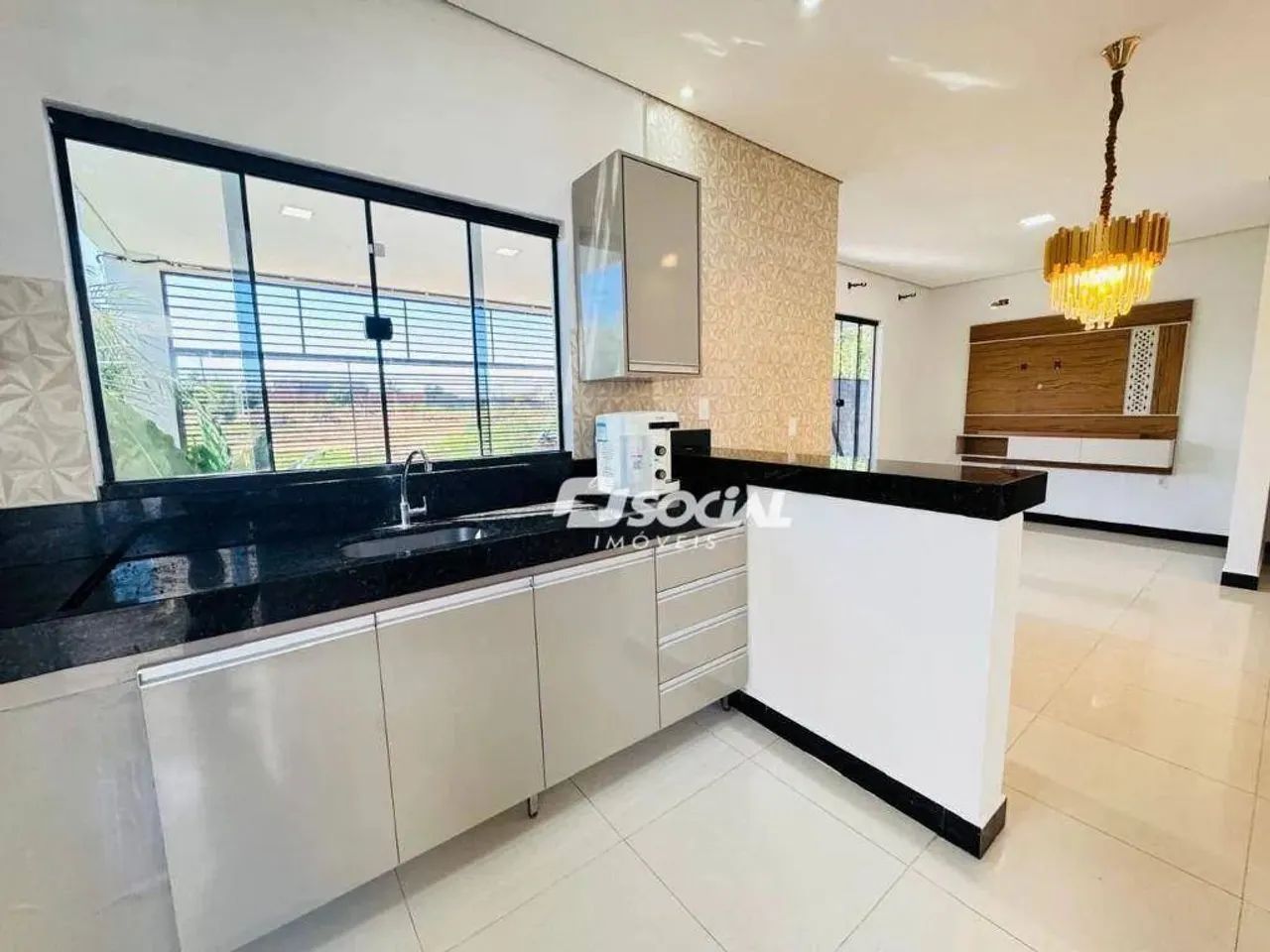 Ótima casa para locação com excelente estrutura e amplo espaço externo, localizada no Lote - Foto 3